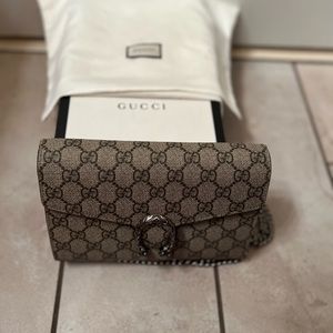 Gucci Supreme Chain Wallet